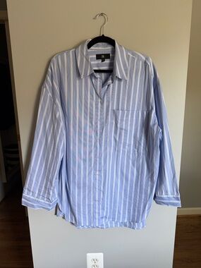Banana Republic Oversized Blue and White Striped Button-Down Shirt